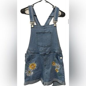 Stretch Overall Shorts with Flower Embroidery